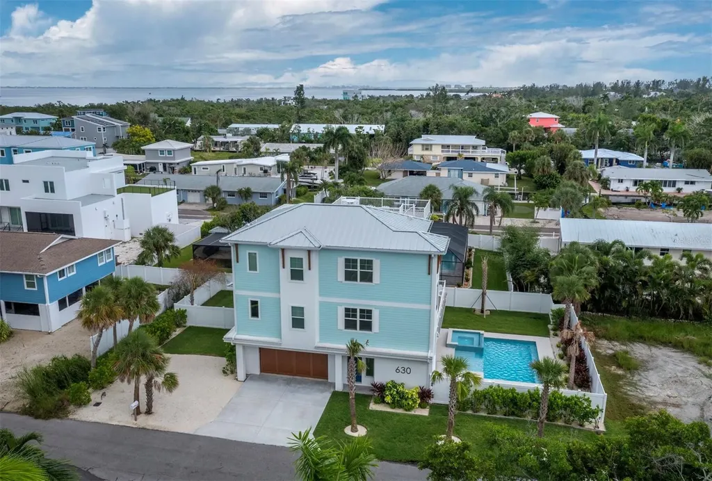 630 Companion Way Longboat Key FL 34228