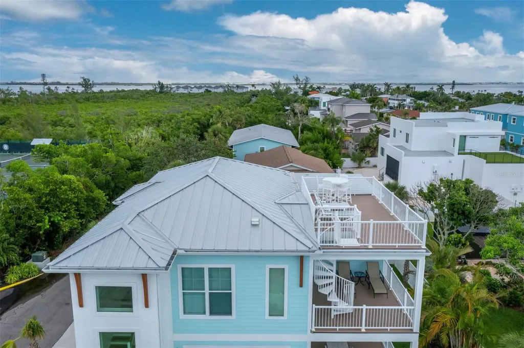 630 Companion Way Longboat Key FL 34228