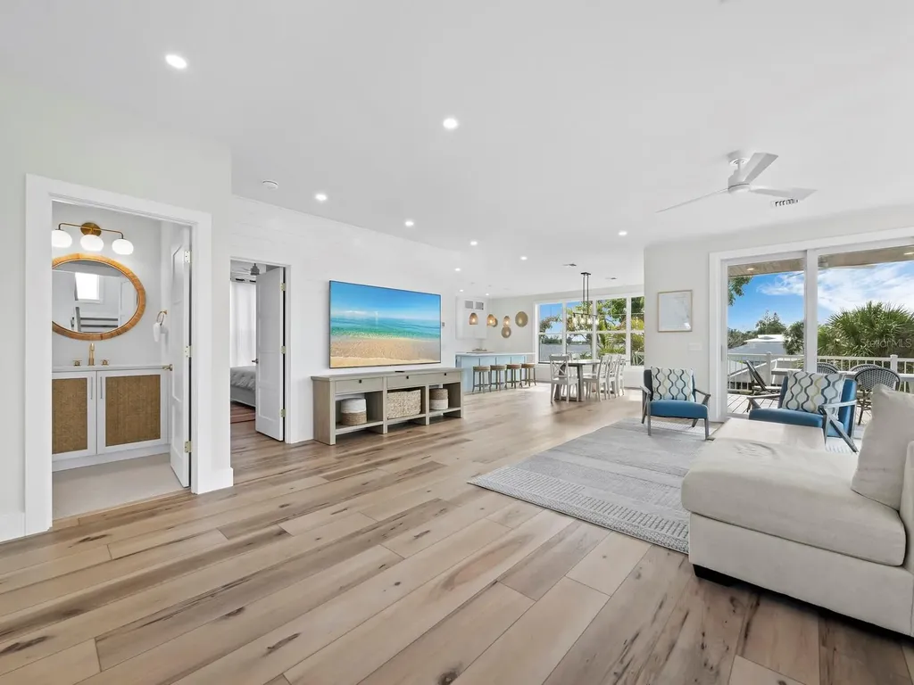 630 Companion Way Longboat Key FL 34228