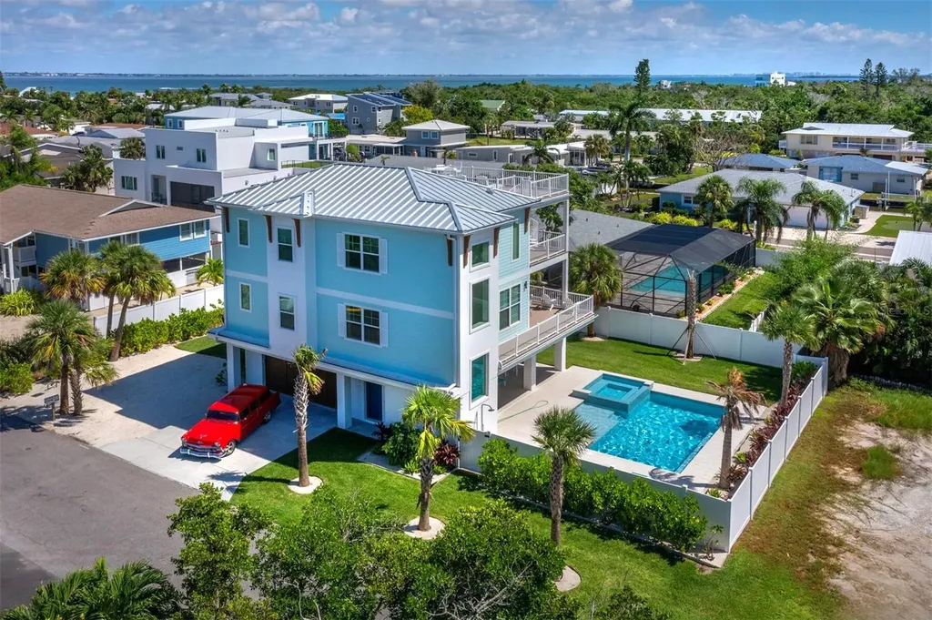 630 Companion Way Longboat Key FL 34228