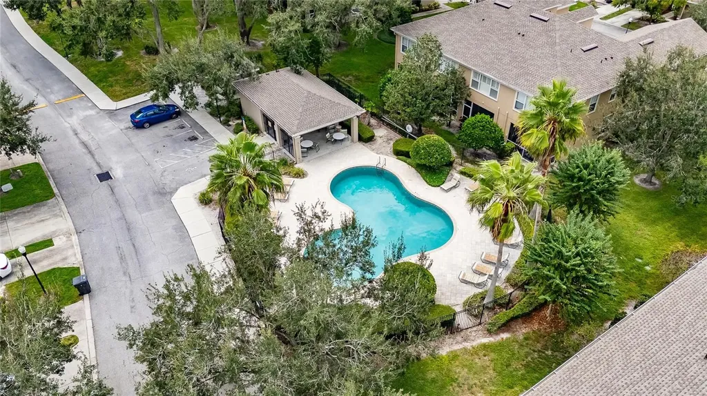 9810 Fan Palm Way Tampa FL 33610