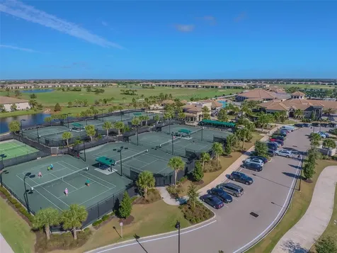 18114 Gawthrop Drive Bradenton FL 34211