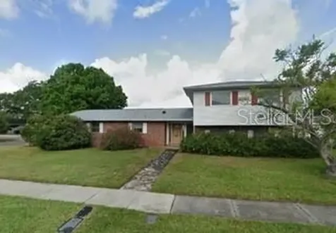 8413 Lopez Drive Tampa FL 33615