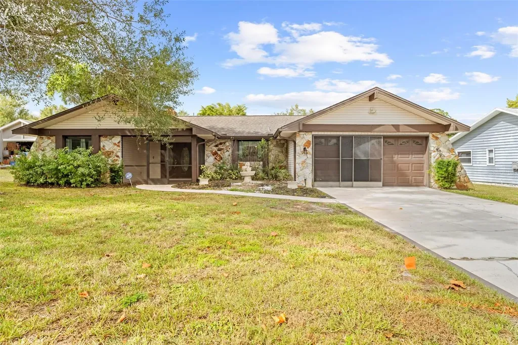 7401 Galloway Road Weeki Wachee FL 34613