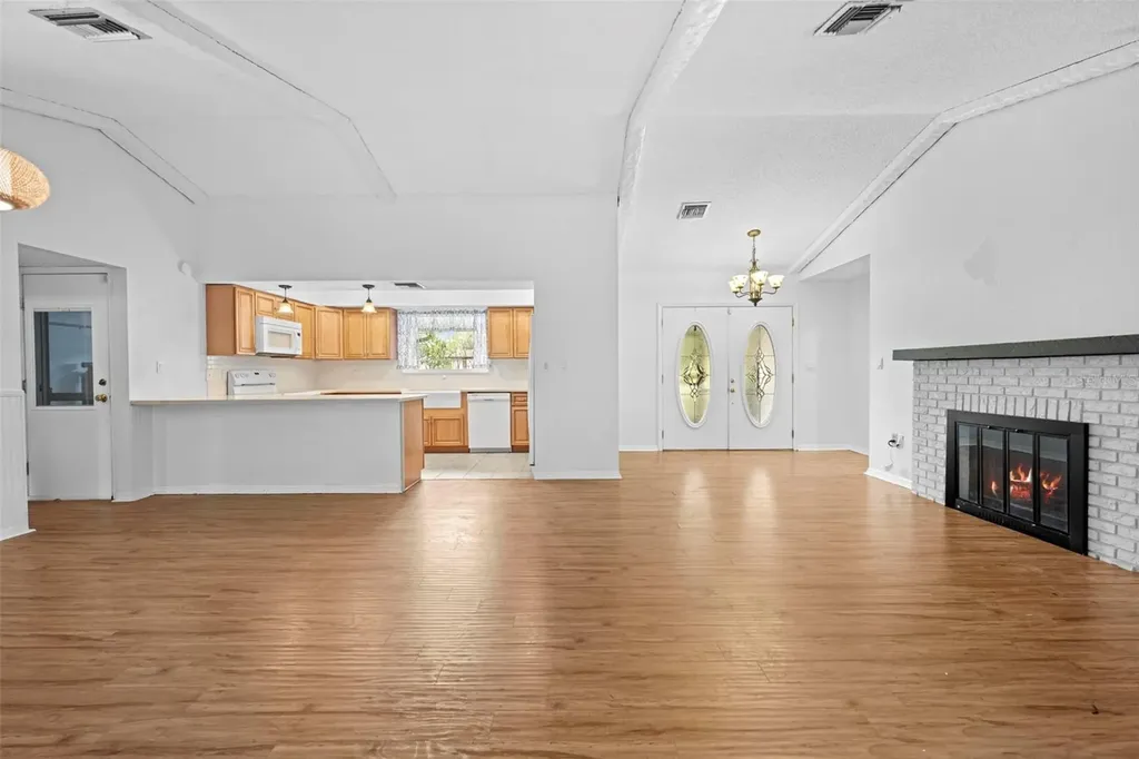 7401 Galloway Road Weeki Wachee FL 34613