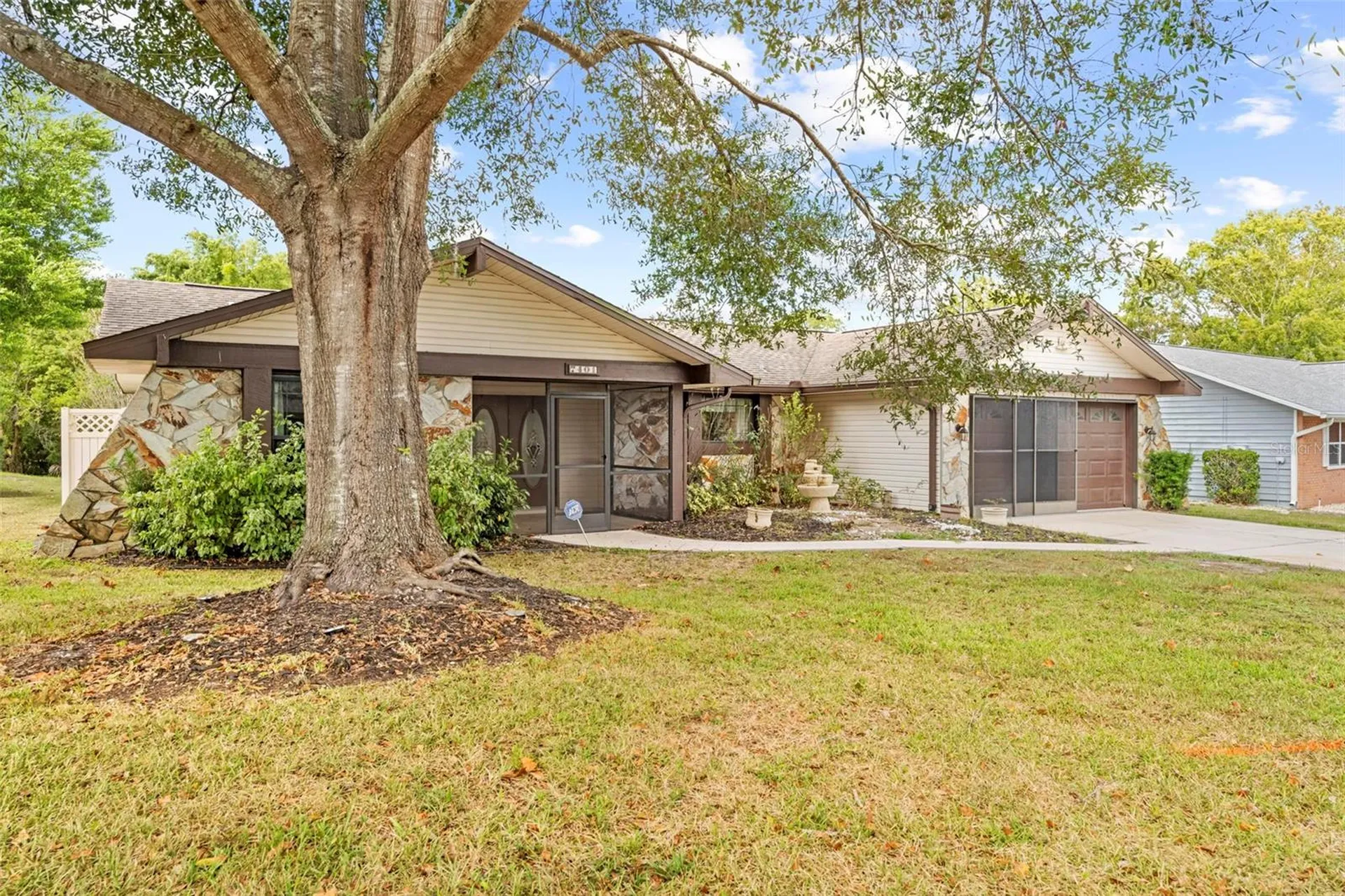 7401 Galloway Road Weeki Wachee FL 34613