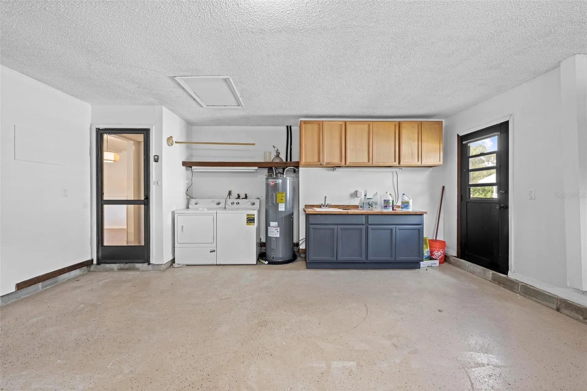 7401 Galloway Road Weeki Wachee FL 34613