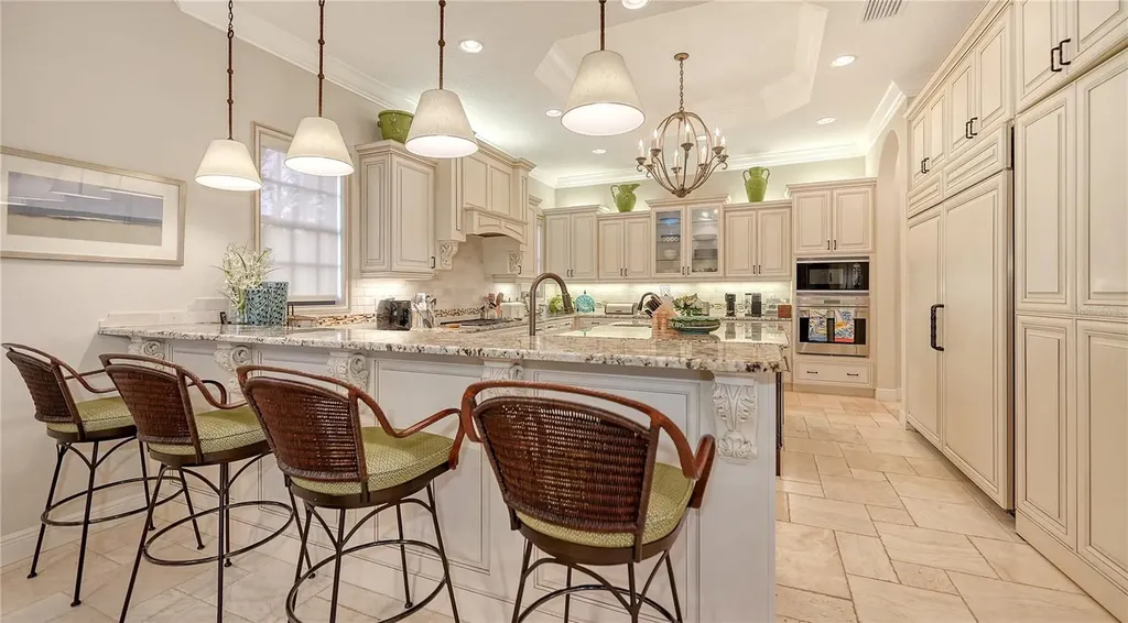 6001 Gulf Of Mexico Drive Longboat Key FL 34228