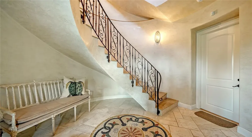 6001 Gulf Of Mexico Drive Longboat Key FL 34228