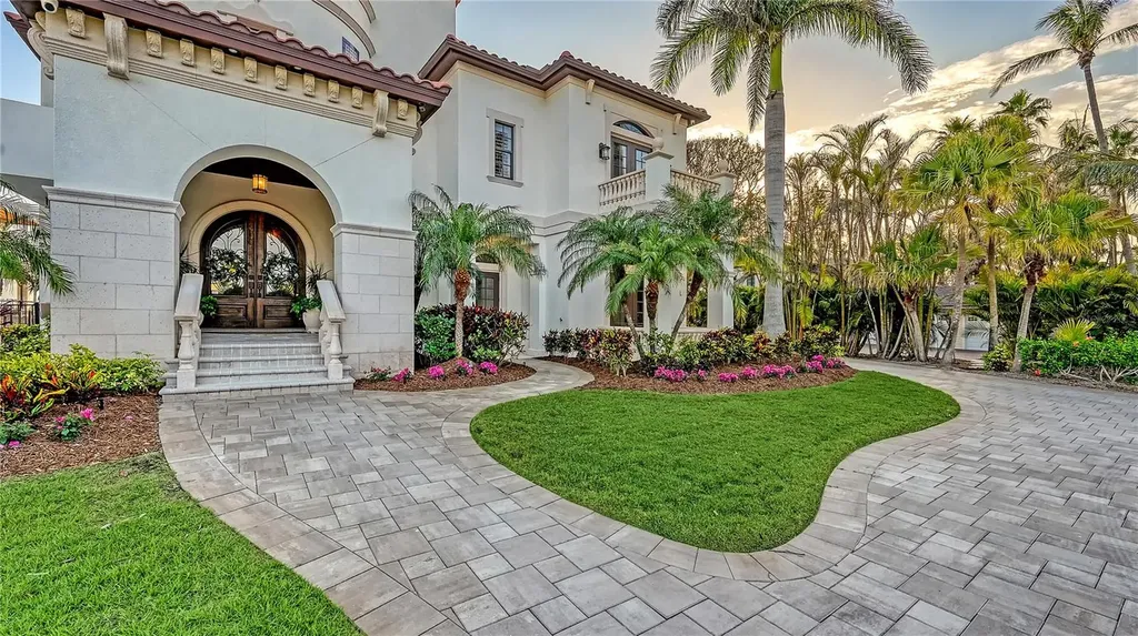 6001 Gulf Of Mexico Drive Longboat Key FL 34228