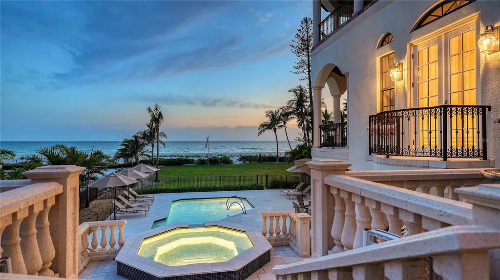 6001 Gulf Of Mexico Drive Longboat Key FL 34228