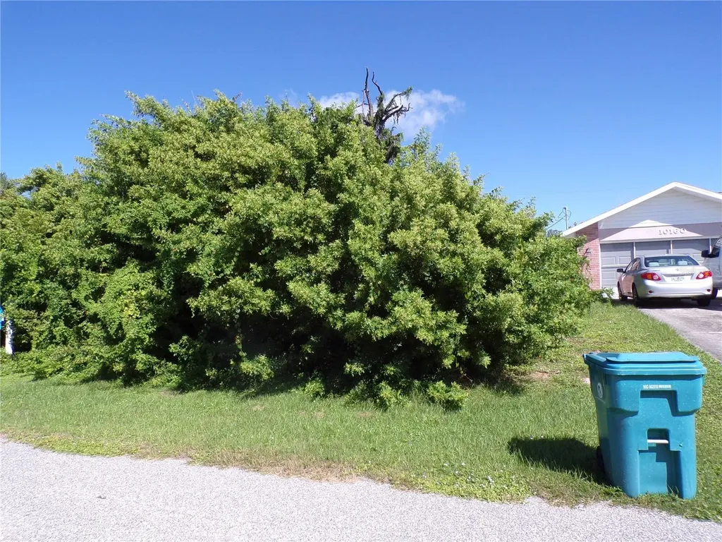10152 Willowood Avenue Englewood FL 34224