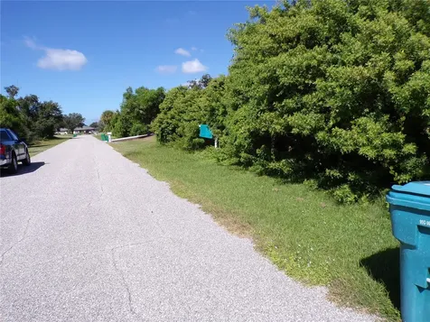 10152 Willowood Avenue Englewood FL 34224