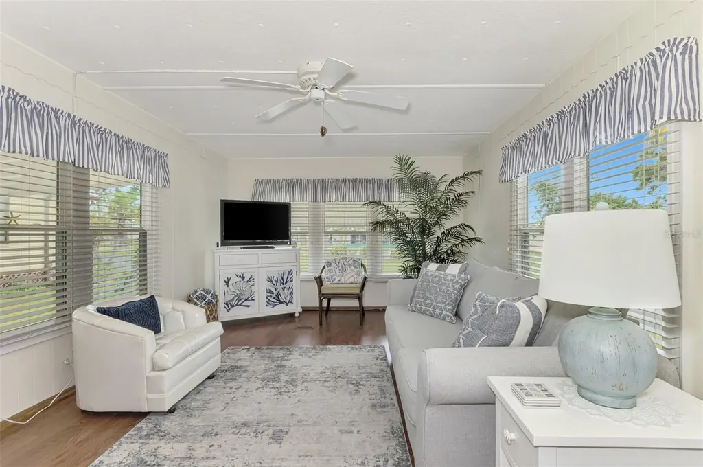 259 Inner Drive E Venice FL 34285