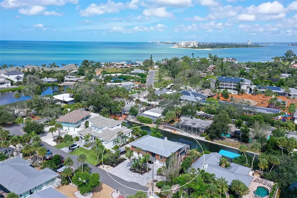 521 Cummings Street Sarasota FL 34242