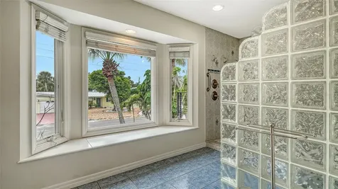 521 Cummings Street Sarasota FL 34242