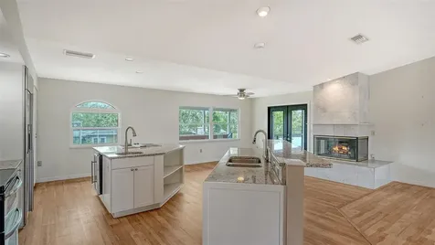 521 Cummings Street Sarasota FL 34242