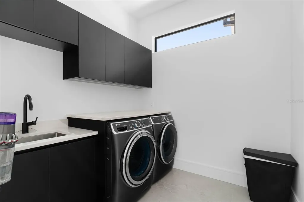 5002 W Poe Avenue Tampa FL 33629
