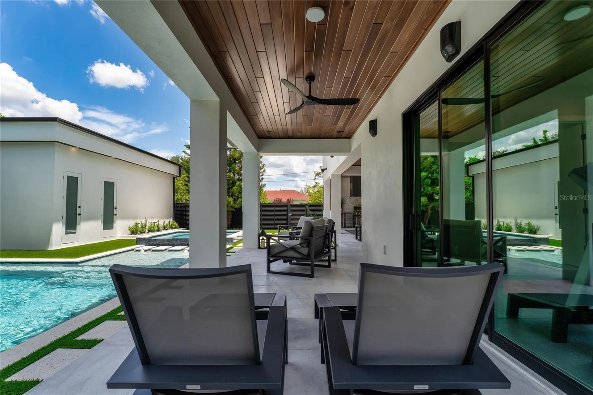 5002 W Poe Avenue Tampa FL 33629