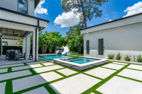 5002 W Poe Avenue Tampa FL 33629