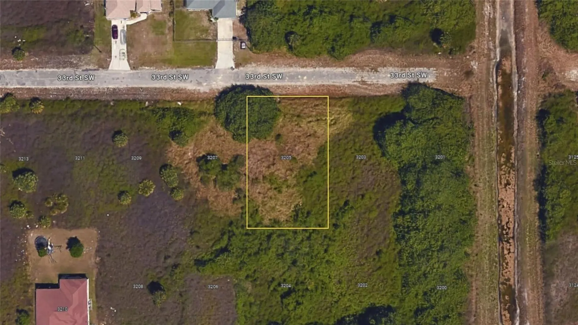 3205 33rd Street SW Lehigh Acres FL 33976