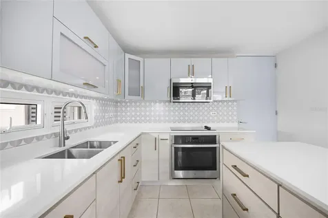P-25 Delfin Street Dorado PR 00646