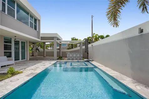 P-25 Delfin Street Dorado PR 00646