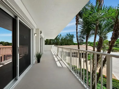 2301 Gulf Of Mexico Drive Longboat Key FL 34228