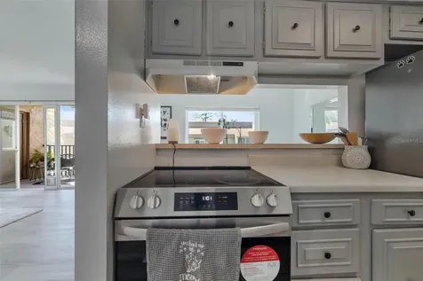 1575 Greenlea Drive Clearwater FL 33755