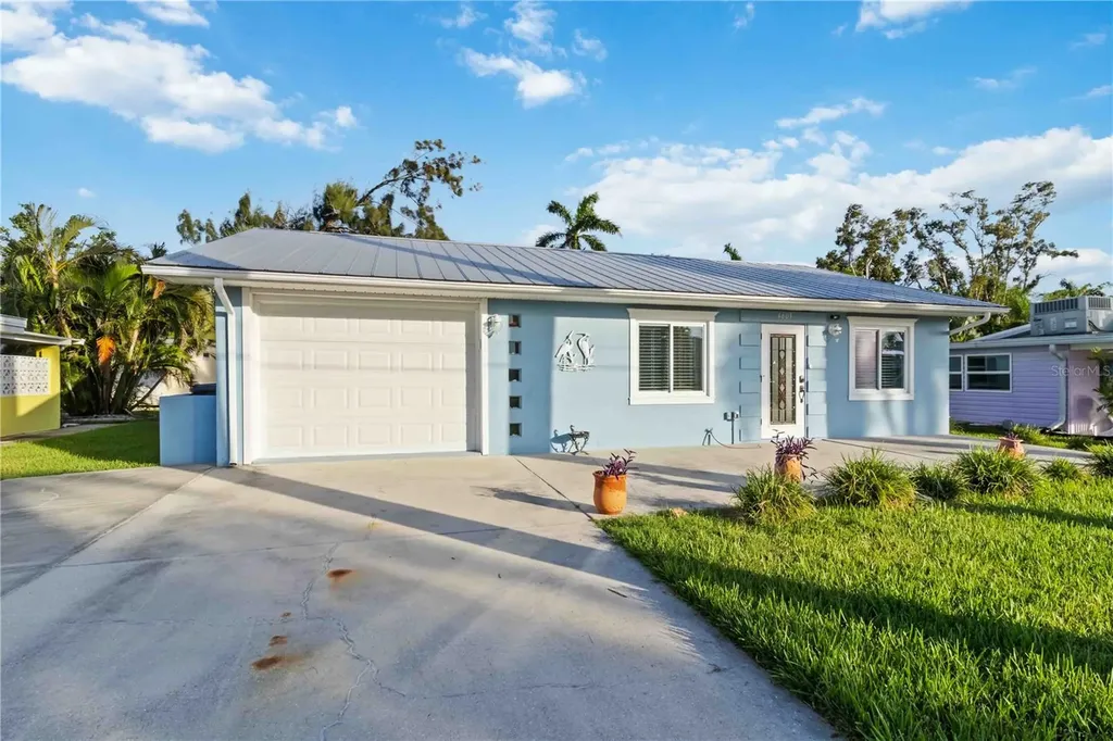 4603 103rd Street W Bradenton FL 34210