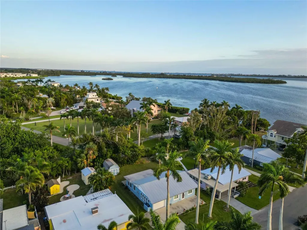 4603 103rd Street W Bradenton FL 34210