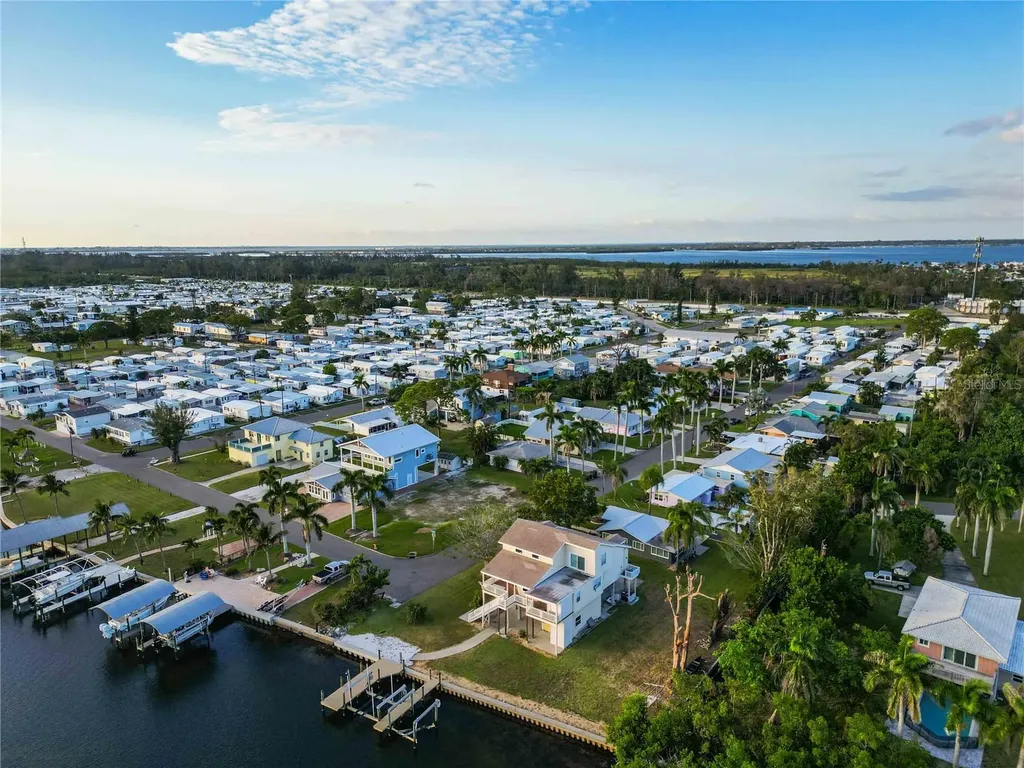 4603 103rd Street W Bradenton FL 34210