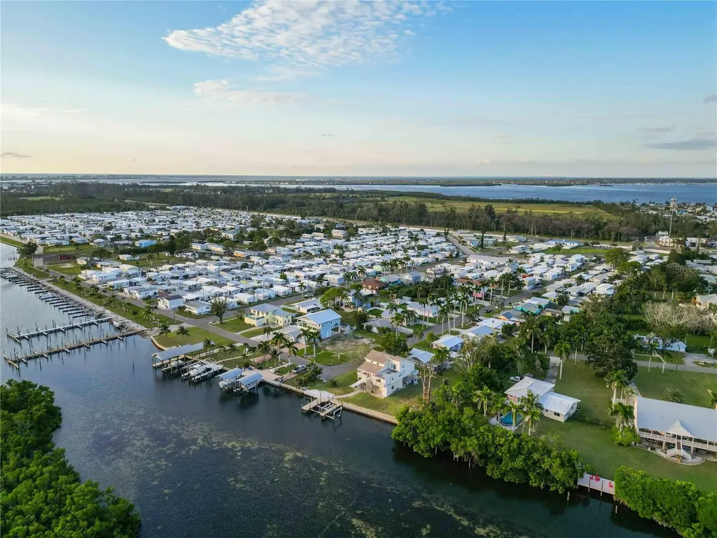 4603 103rd Street W Bradenton FL 34210