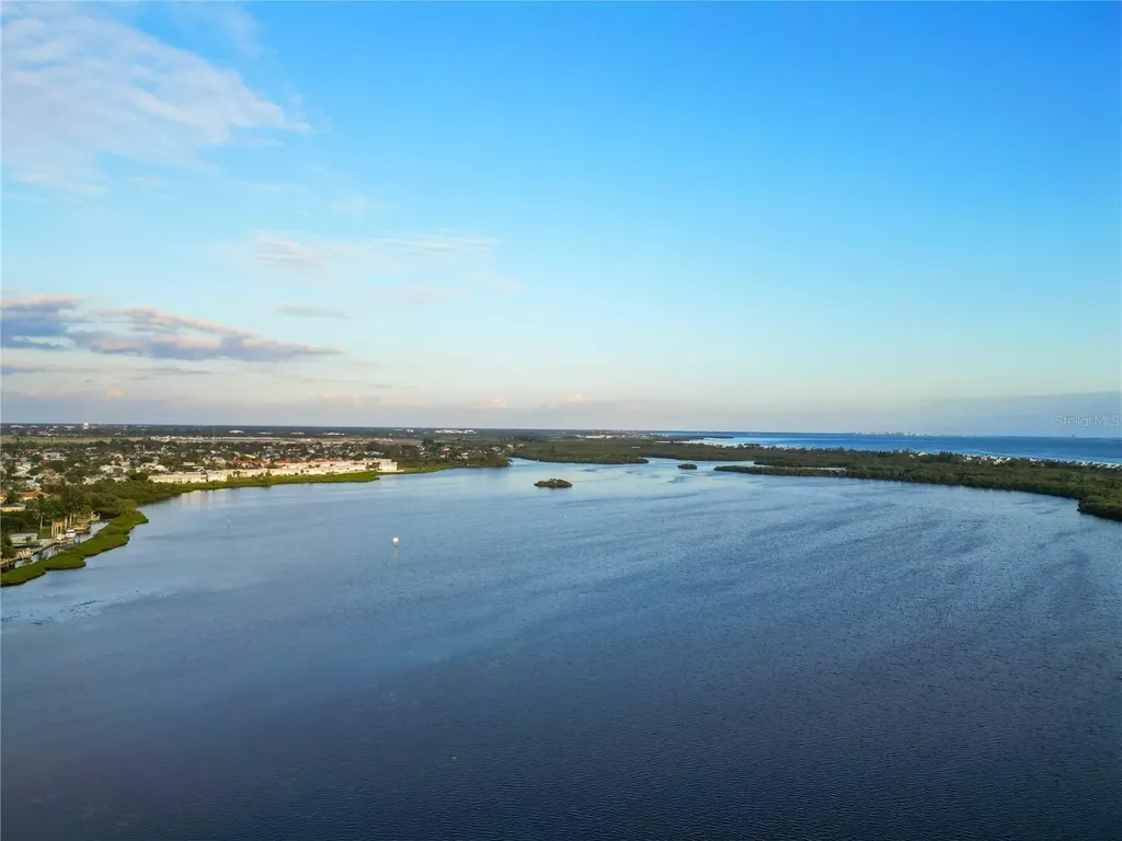 4603 103rd Street W Bradenton FL 34210
