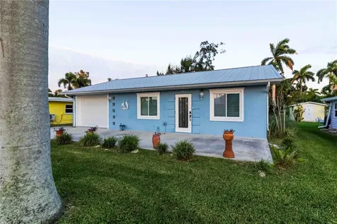 4603 103rd Street W Bradenton FL 34210