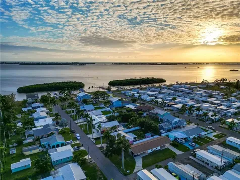 4603 103rd Street W Bradenton FL 34210