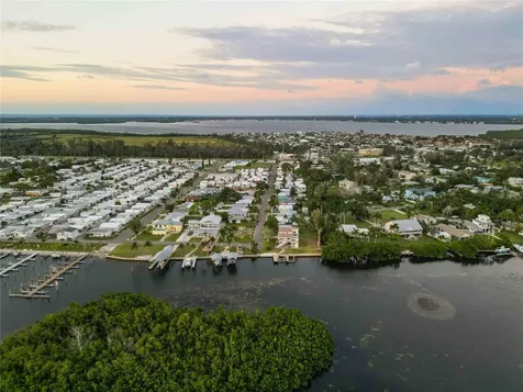 4603 103rd Street W Bradenton FL 34210