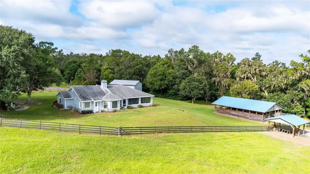 15833 Jessamine Road Dade City FL 33523
