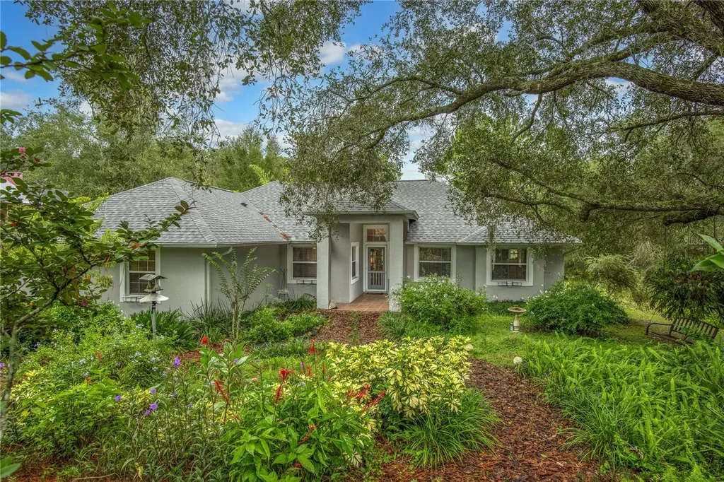 30734 Buttercup Lane Mount Dora FL 32757