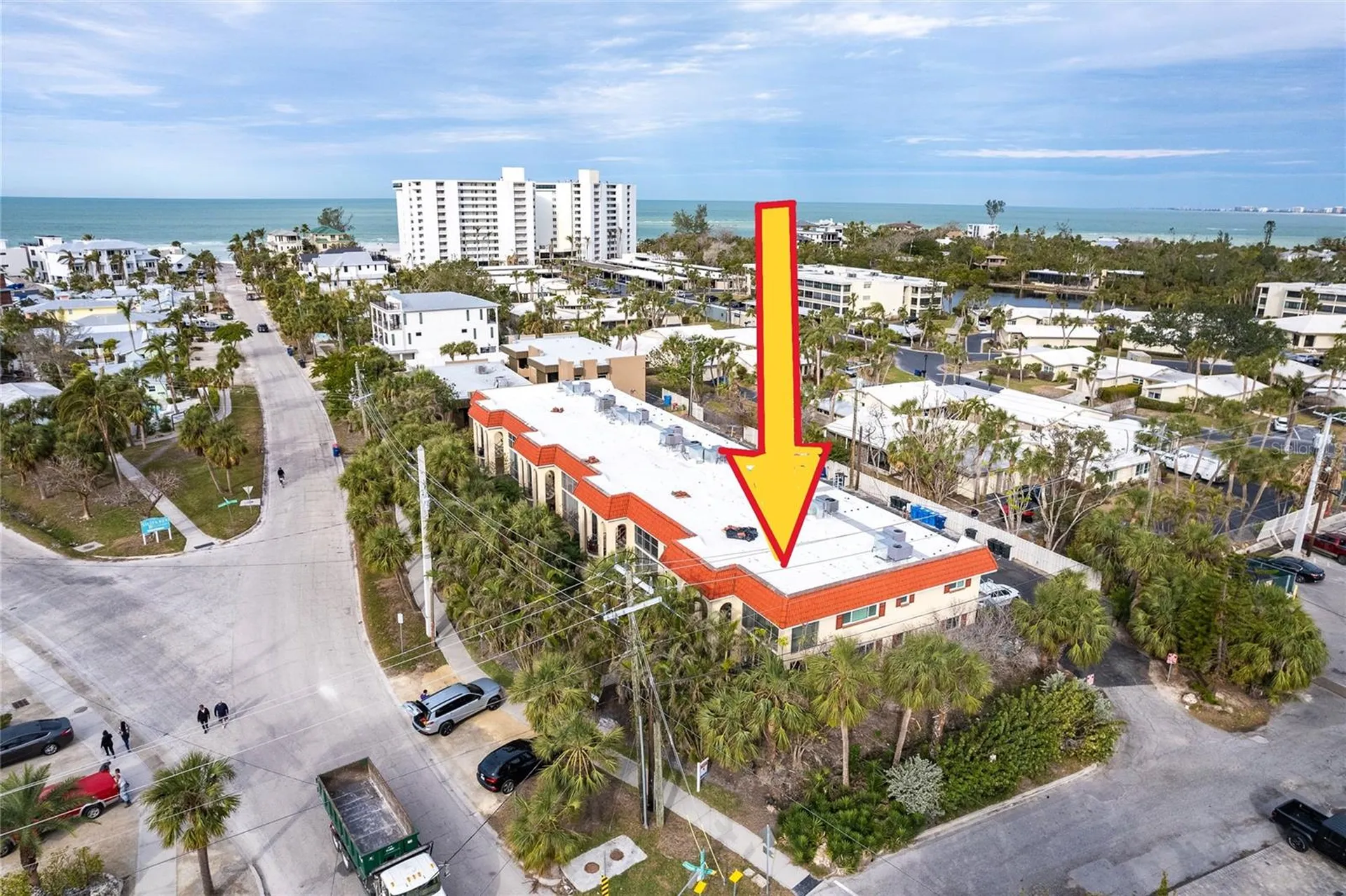 145 Avenida Messina Sarasota FL 34242