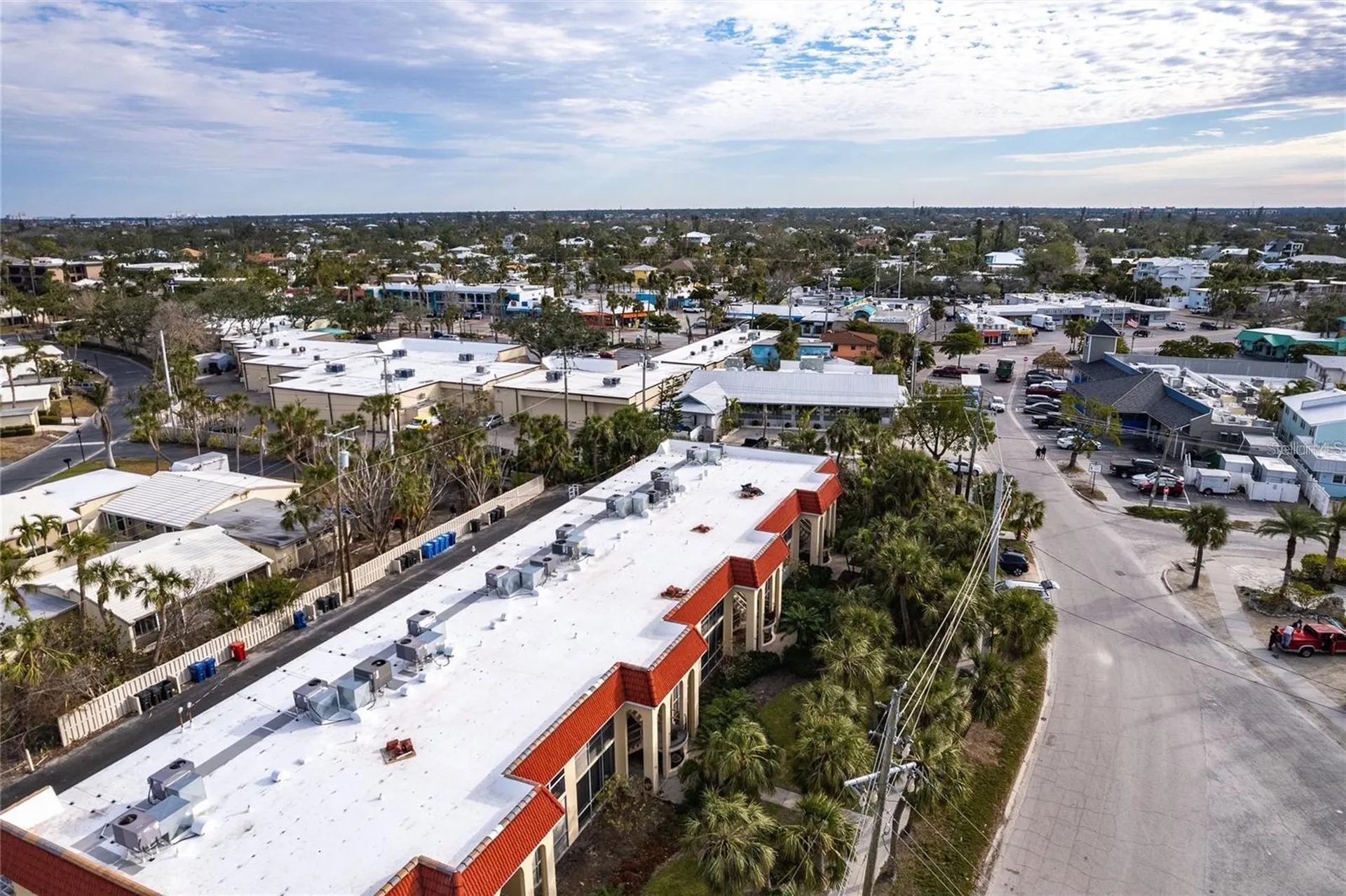 145 Avenida Messina Sarasota FL 34242