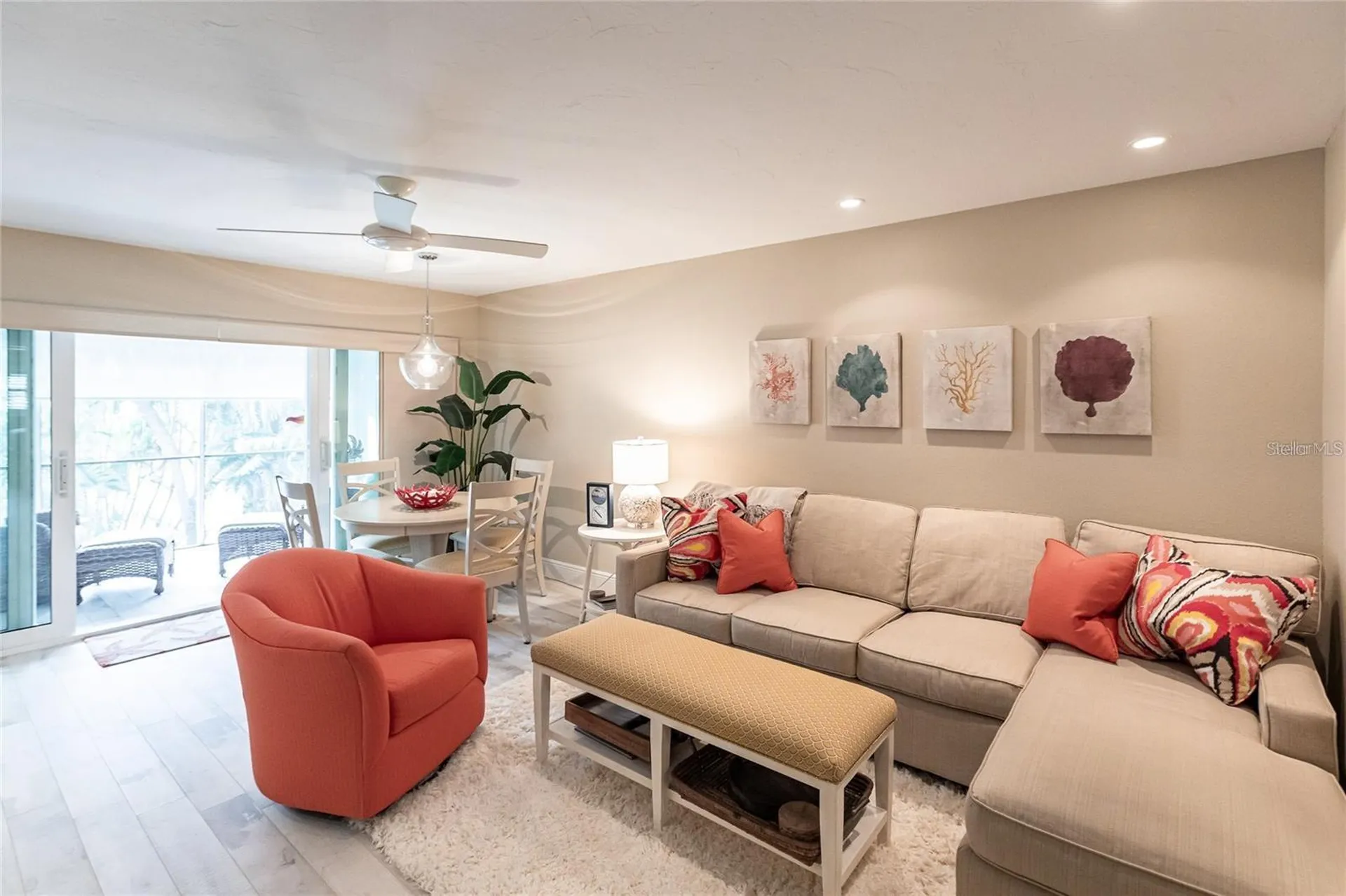 145 Avenida Messina Sarasota FL 34242