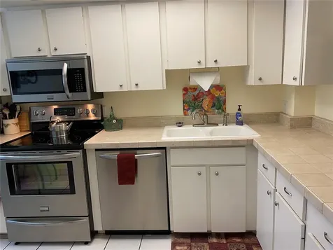 1600 1st Avenue W Bradenton FL 34205