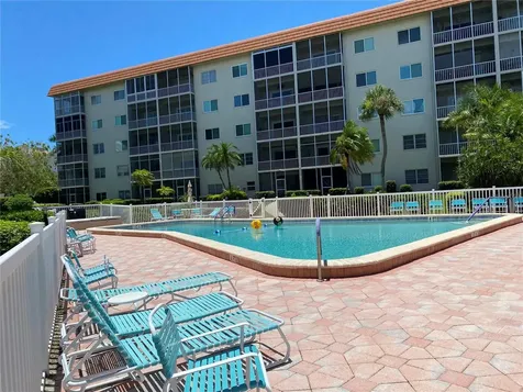 1600 1st Avenue W Bradenton FL 34205