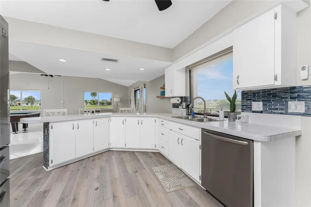 88 Oakland Hills Place Rotonda West FL 33947