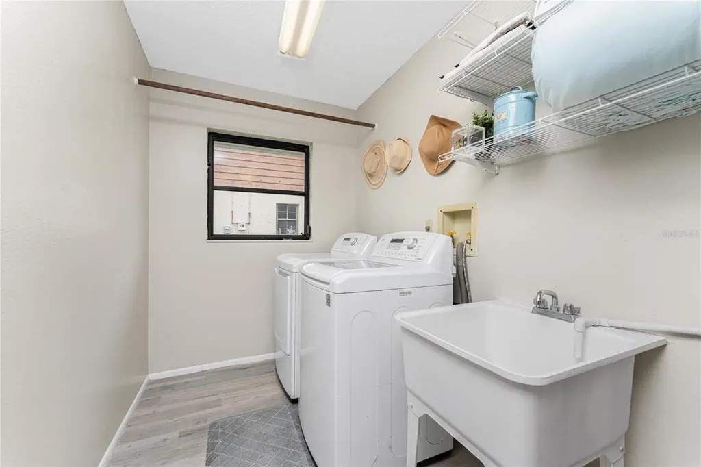 88 Oakland Hills Place Rotonda West FL 33947
