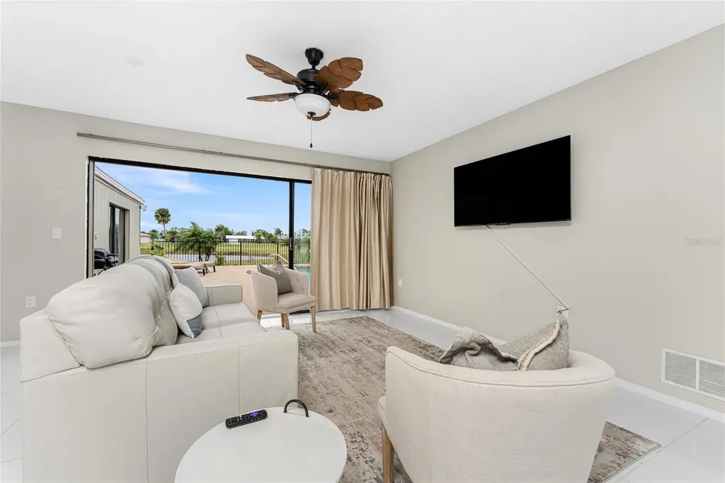 88 Oakland Hills Place Rotonda West FL 33947