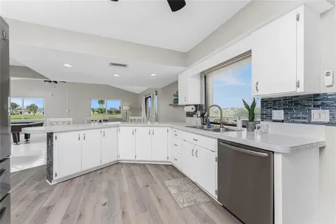 88 Oakland Hills Place Rotonda West FL 33947