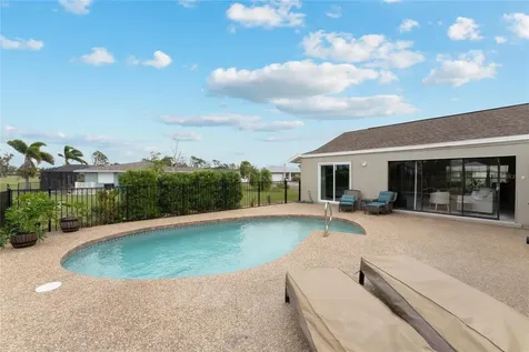 88 Oakland Hills Place Rotonda West FL 33947