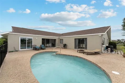 88 Oakland Hills Place Rotonda West FL 33947
